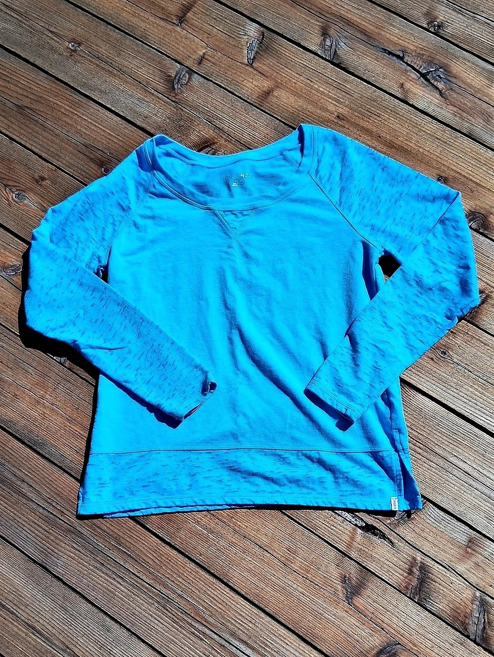 Danskin Women's Long Sleeve Athletic Top in Blue